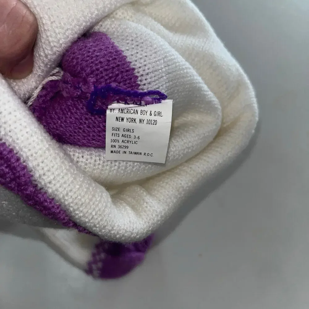Vintage Girls Disney Snow White Winter Mitten and Beanie Purple/White Set (0862)
